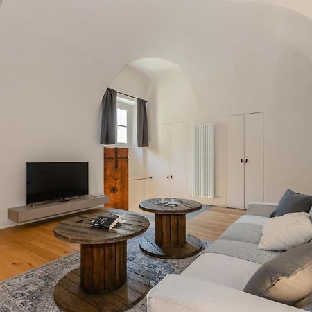 San Martino Modern & Elegant Flat Lägenhet Asti Exteriör bild